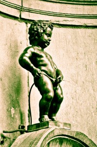 The obligatory Maneken Pis photo.   Why is this stupid thing so famous?